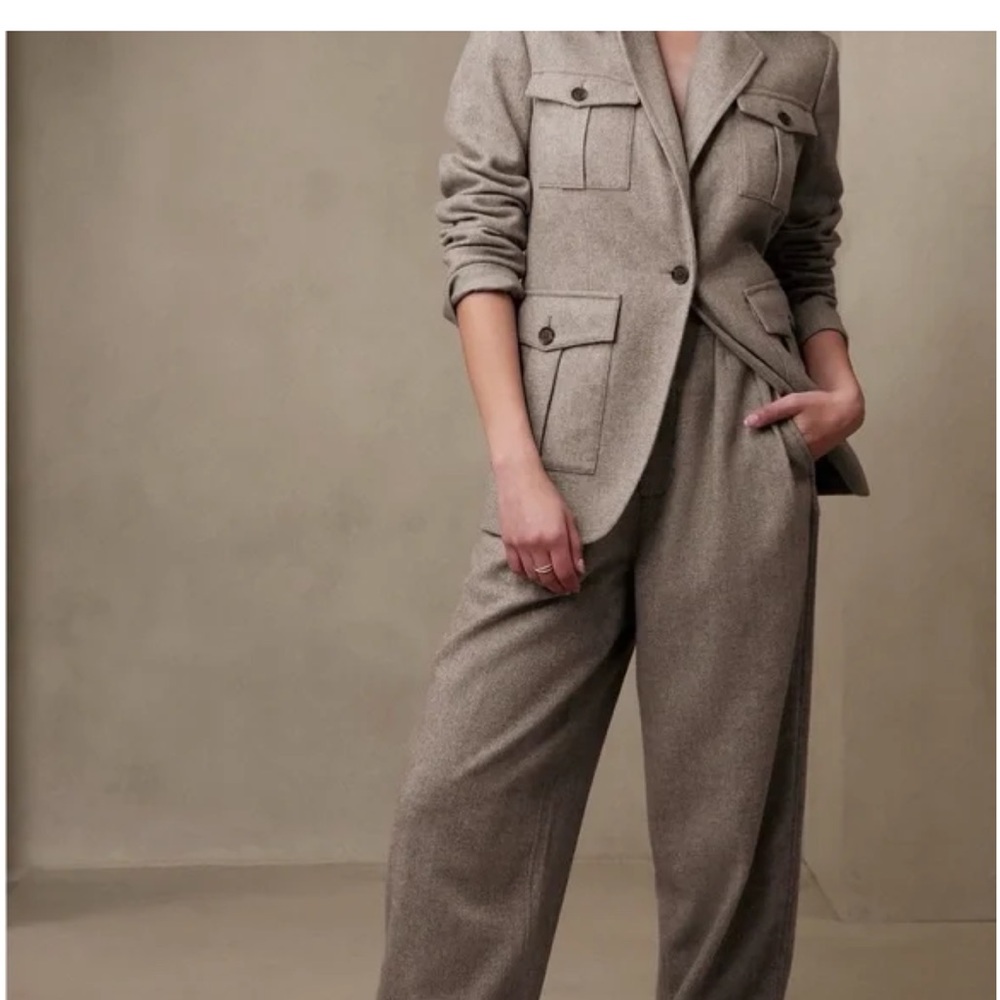 Banana Republic Factory Women's Taupe Pantsuit